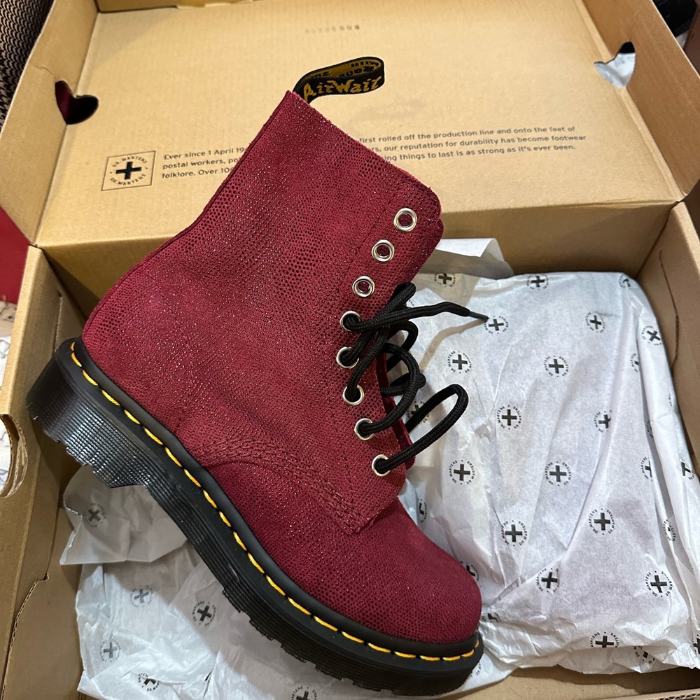 BRAND NEW DR MARTENS
